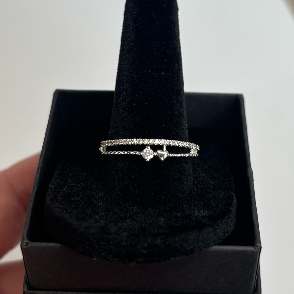 18k white gold-plated double band ring with tiny heart